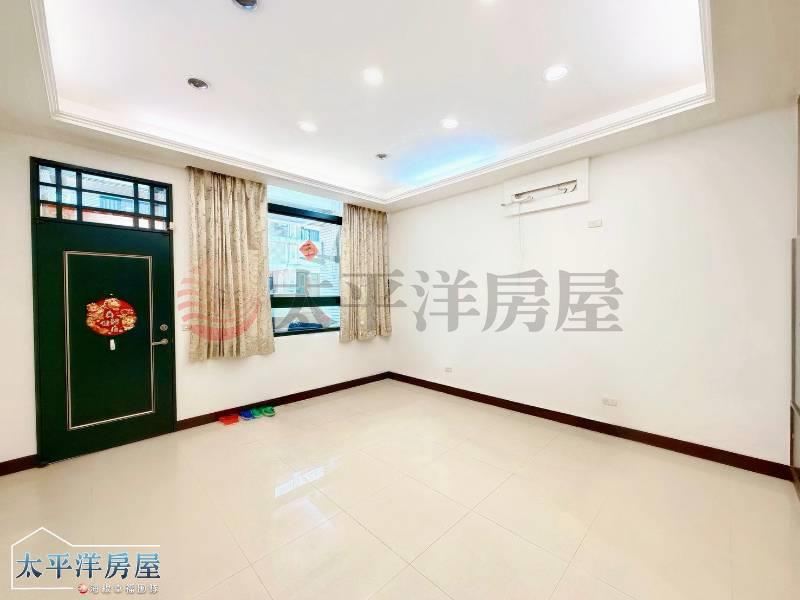 沙鹿全新整理傳統前院透天 照片4