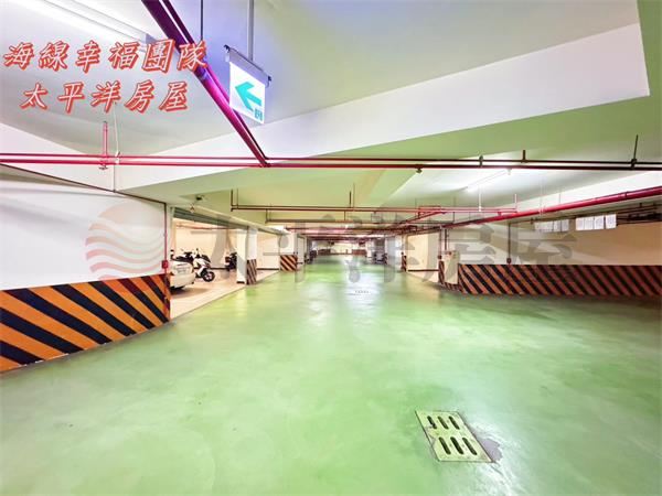 靜宜商圈邊間店面+9套房 照片7
