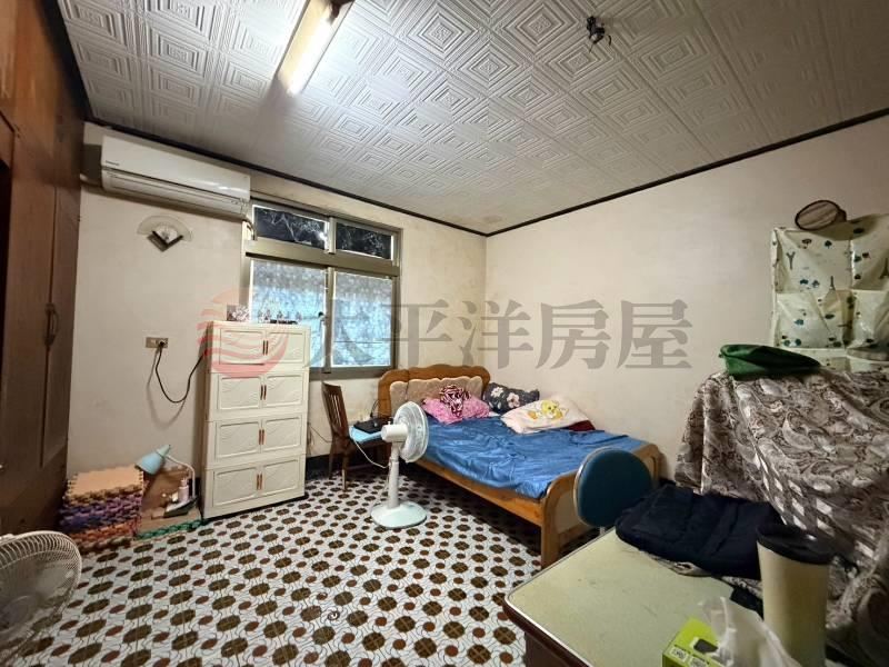 中機旁臨路孝親大透天 照片3