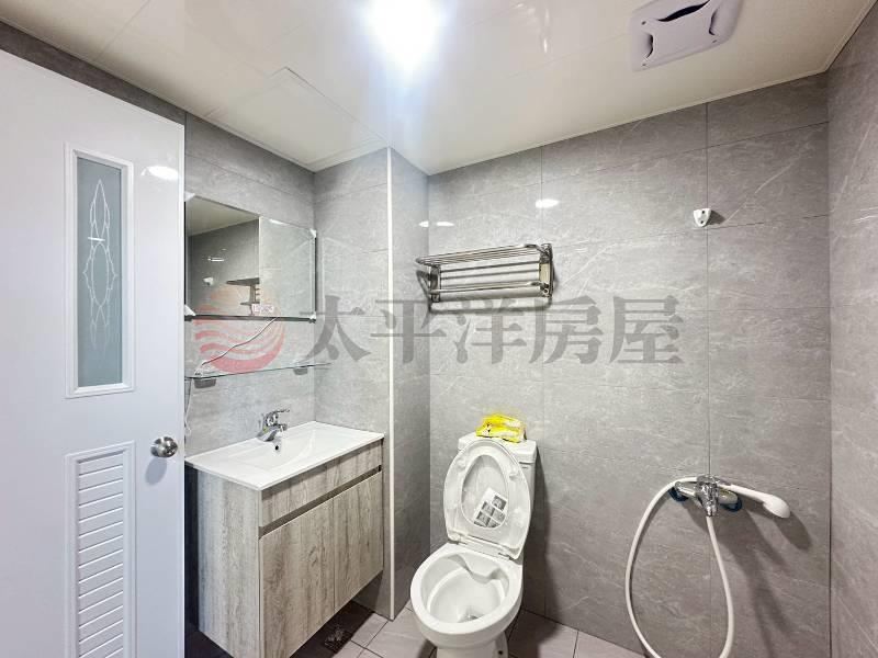 龍山國小新整理5房平車 照片4
