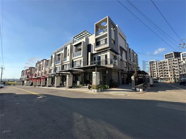 新光田千坪大面寬角地 照片1