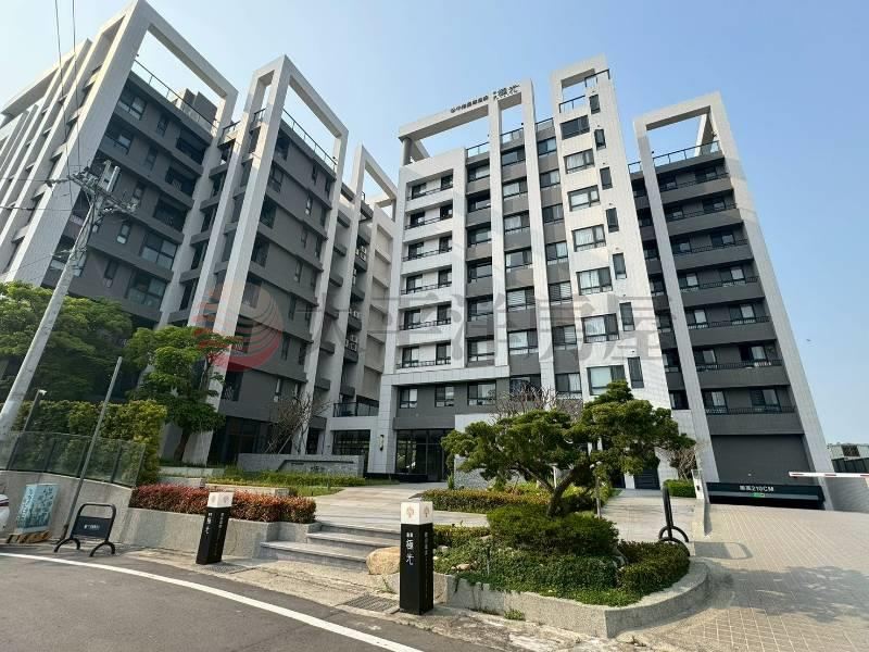 頂裝極光大2房+大平車 照片1