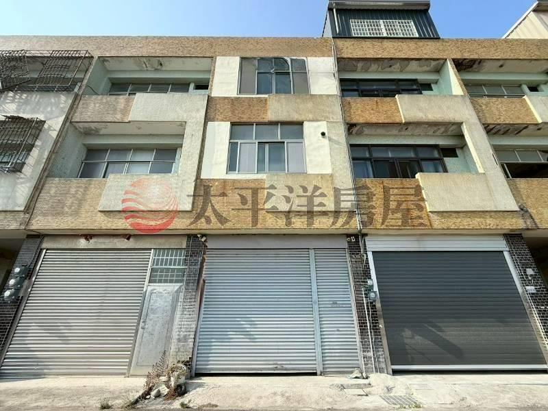 清水大建坪臨路透天 照片1