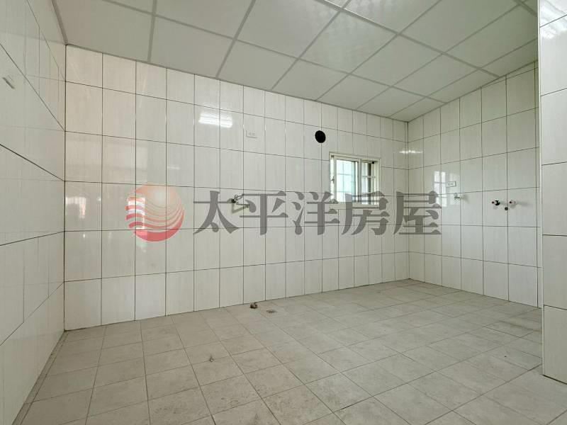 清水大建坪臨路透天 照片5