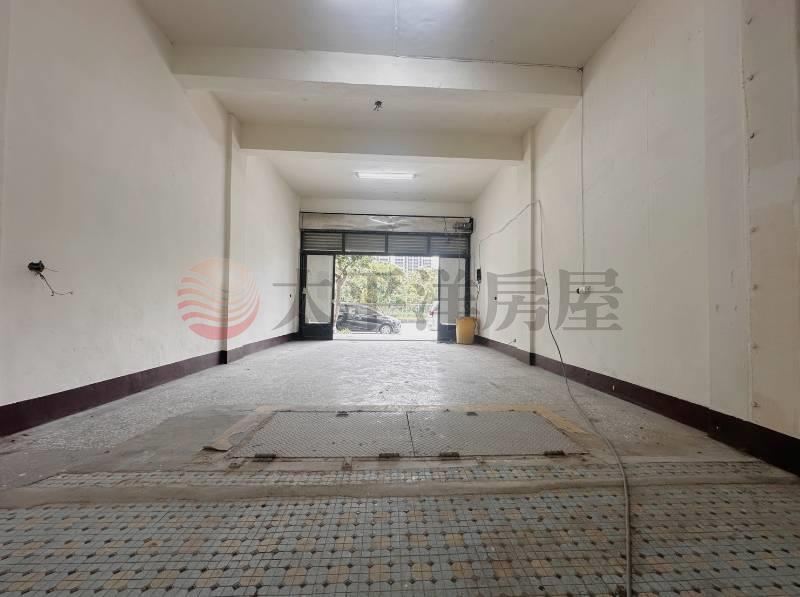 重劃區三十米路旁精華店面 照片2