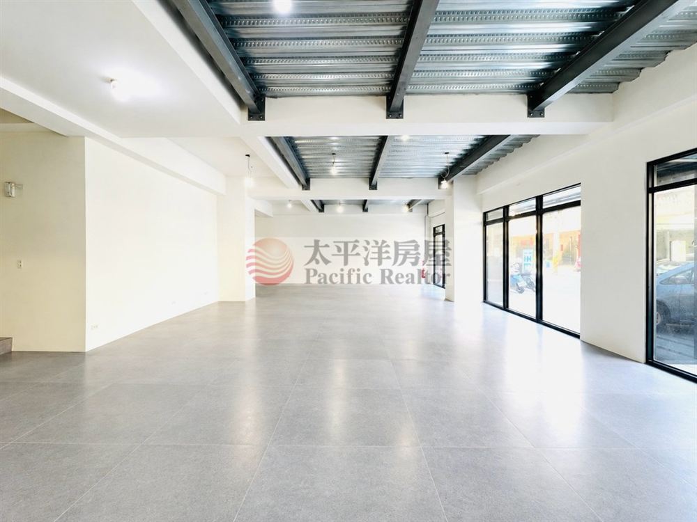 宏泉in中央｜中央路商圈｜近14米面寬店面 照片2