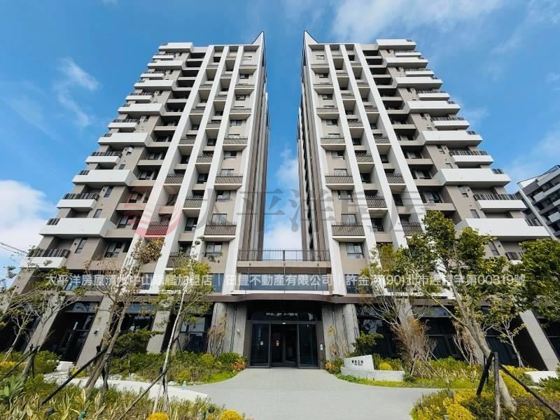 全新未住三房平車 照片1