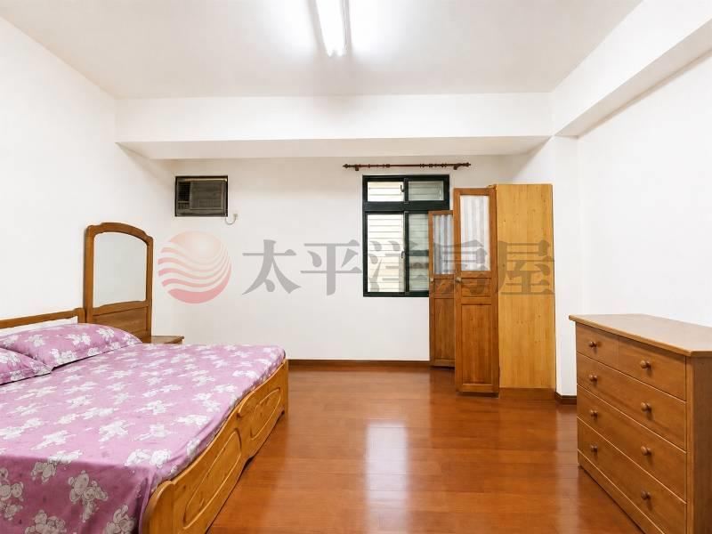 家樂福商圈好地段好生活透天 照片6