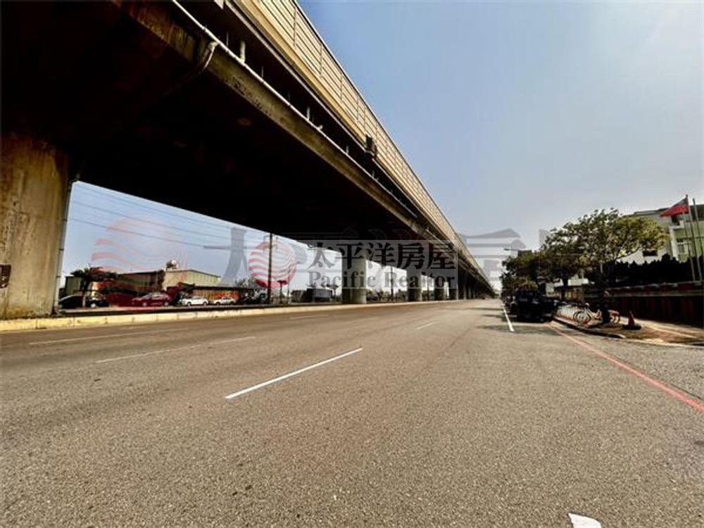 關連工業區597坪工業地 照片1