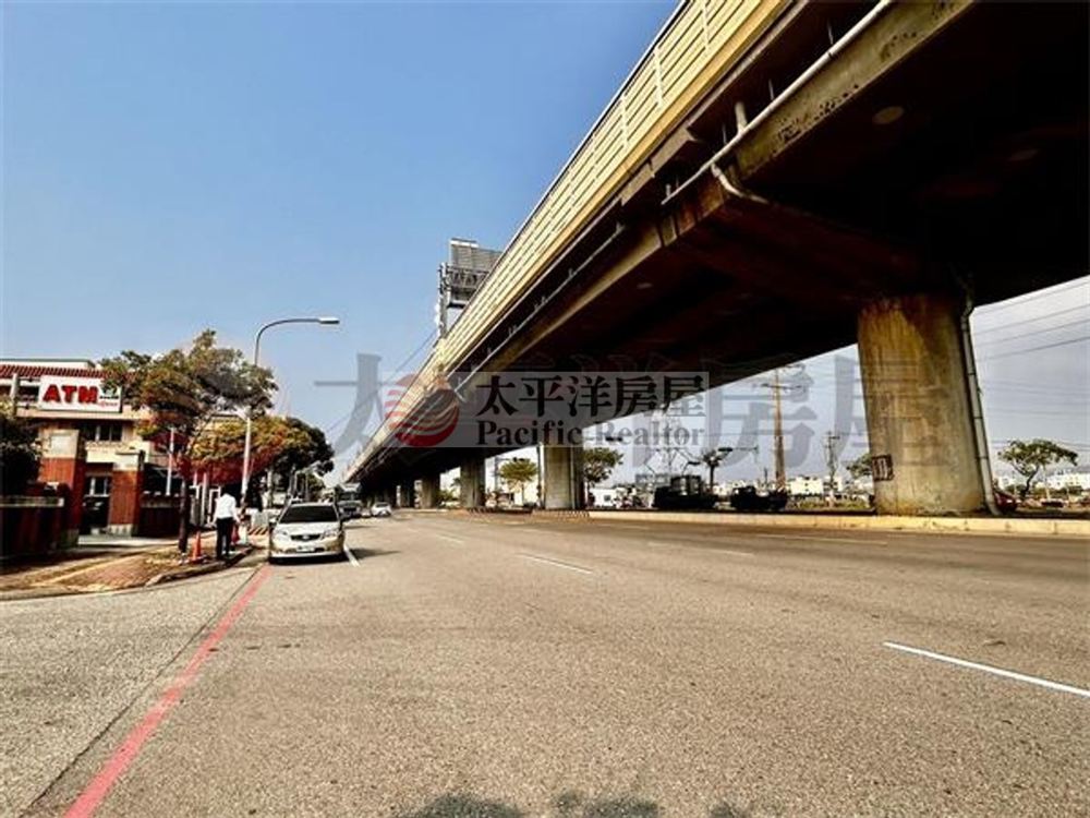 關連工業區597坪工業地 照片2