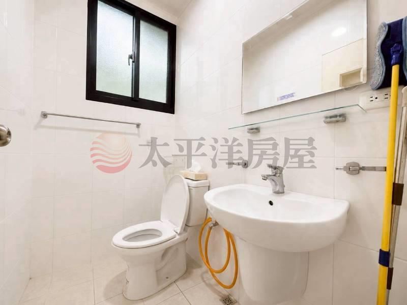 梧棲大德中港明星學區別墅 照片6