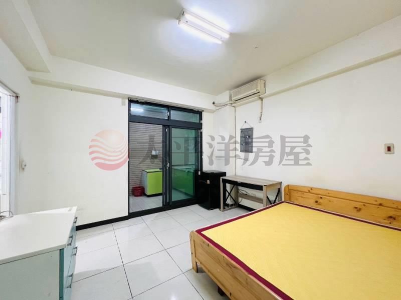 國雄皇家莊園|東海商圈|臨路雙併別墅 照片4
