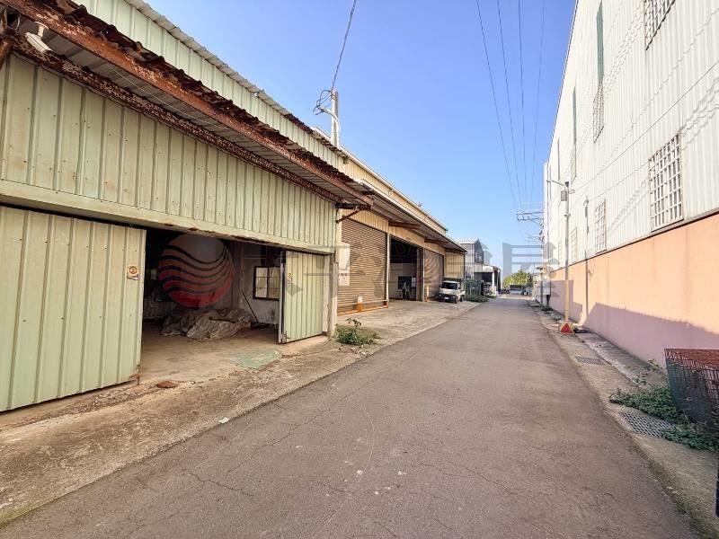 神清路大面寬買地送廠房 照片3