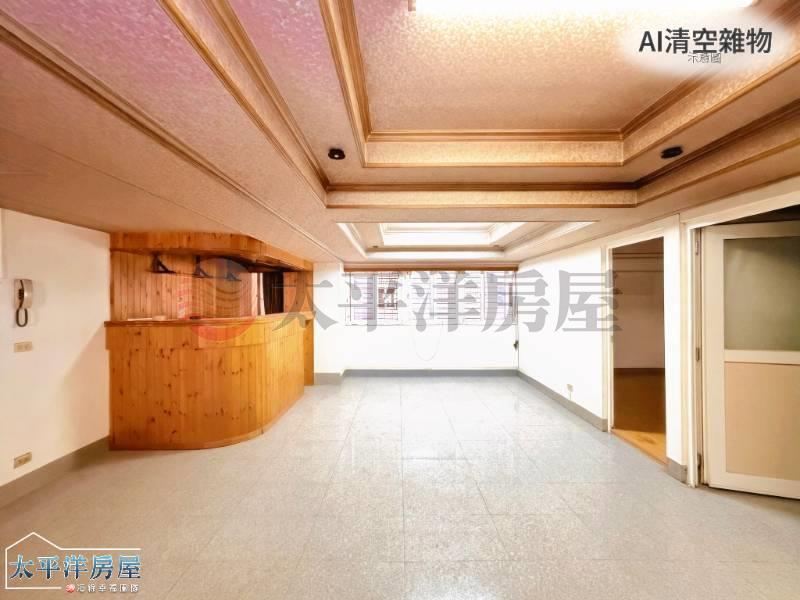 專●梧棲商業帝區臨路大面寬金店面 照片5
