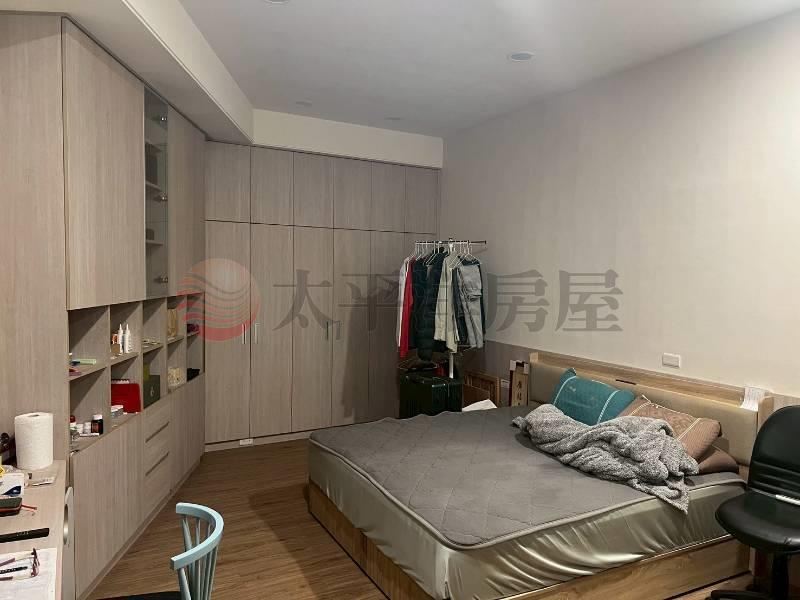 清水五權夜市臨路大透天 照片5