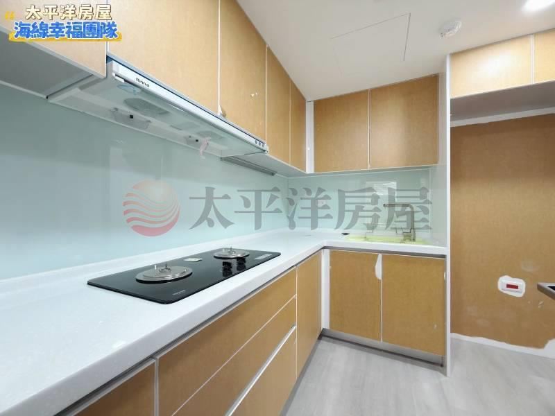 市鎮之櫻全新邊間三房平車 照片5