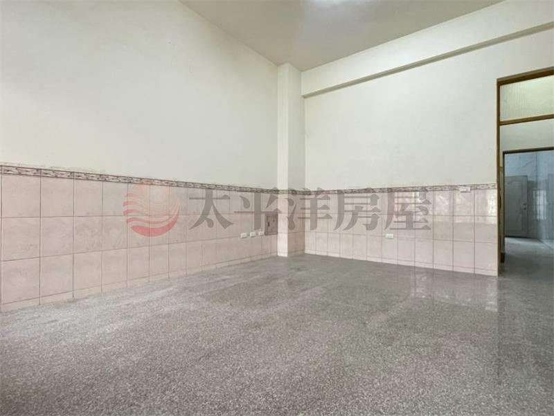清水麥當勞/臨路大透天 照片2