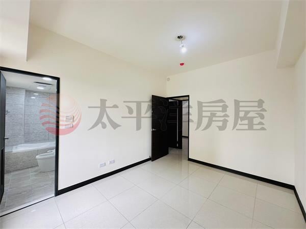 全新交屋重劃區三房平車露台戶 照片7