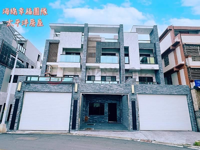 北勢商圈全新臨路電梯別墅 照片1