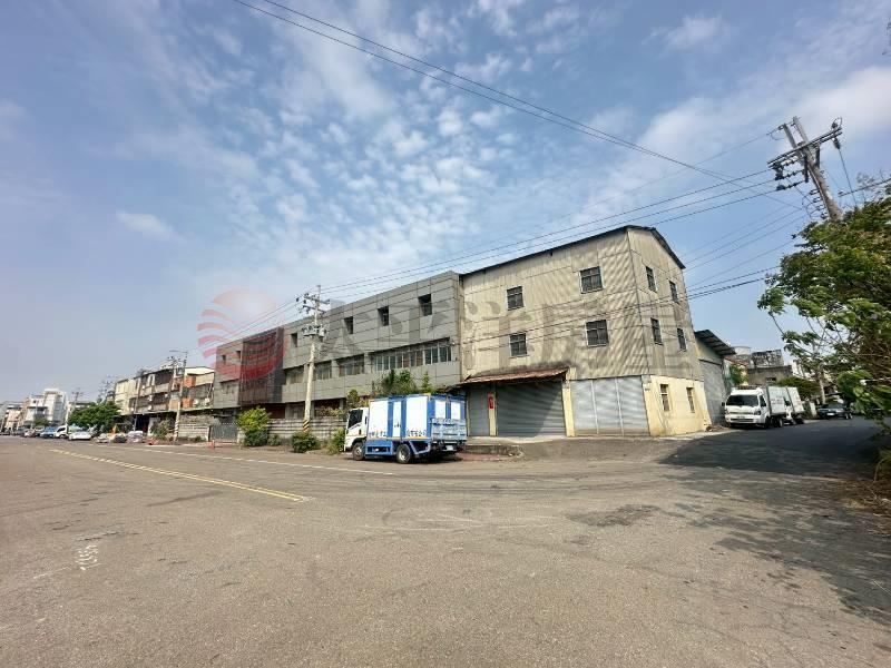 味丹旁合法工業地住辦廠房 照片1