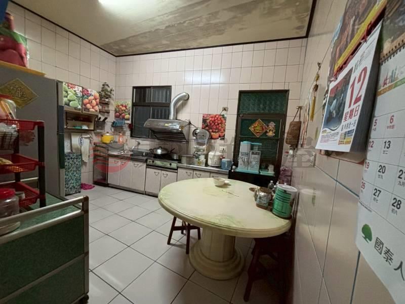 學區旁金店住 照片3