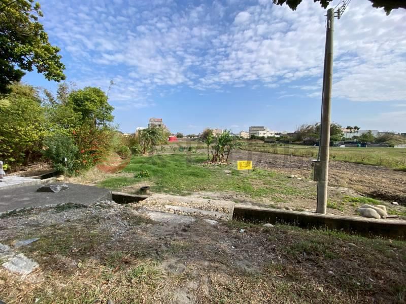 西濱有電臨路方正農地 照片1