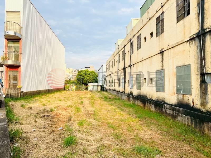 北勢商圈臨路建地 照片1
