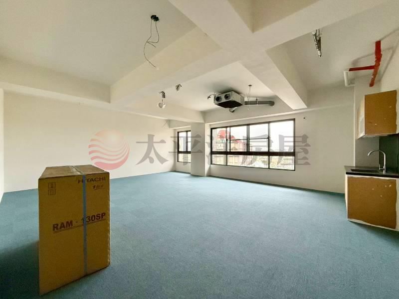 昇祐ONE PLUS電梯商辦 照片1