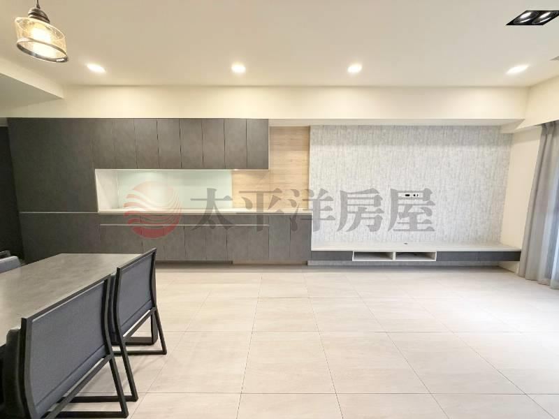 靜宜商圈高質感百萬精裝3房平車 照片4