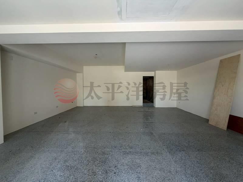 沙鹿中山路四車金店面 照片1