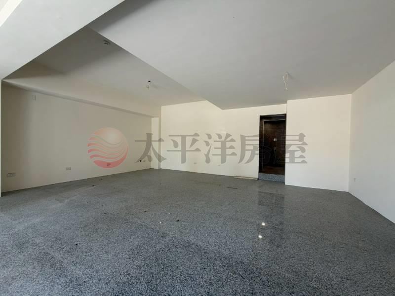 沙鹿中山路四車金店面 照片2