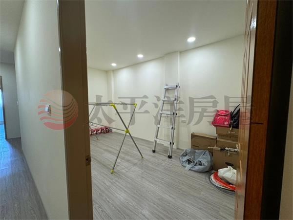 北勢國小學區臨路美透天 照片14