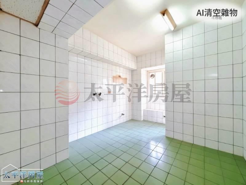 專●梧棲商業核心角間黃金店面 照片7