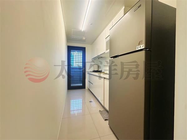 次頂海景大3房平車 照片4