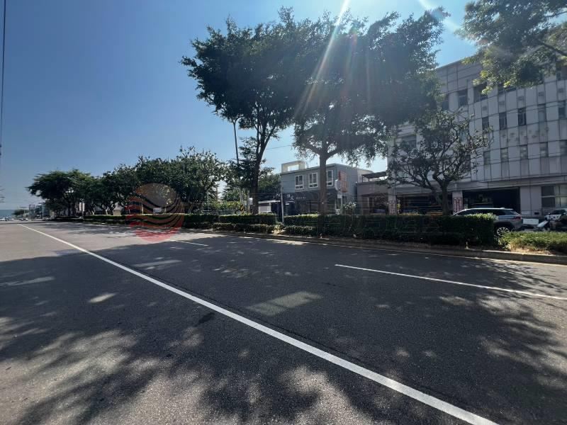 ㊣鎮南路店面文武皆宜 照片2