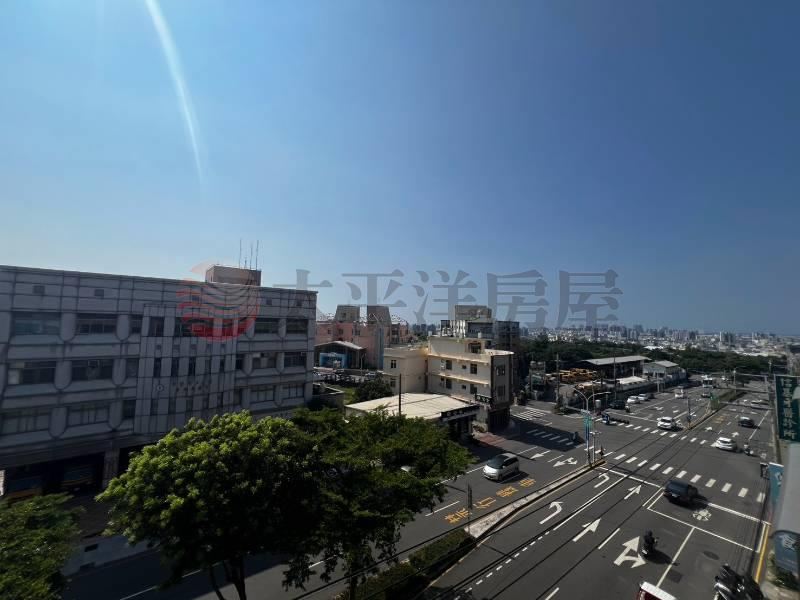 ㊣鎮南路店面文武皆宜 照片3