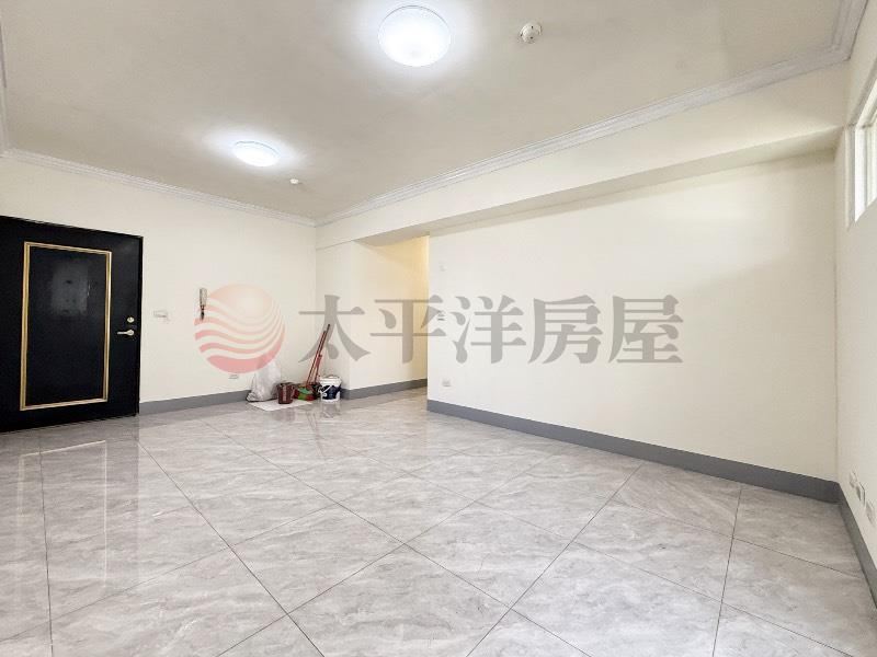 全新整理真正的大三房 照片6