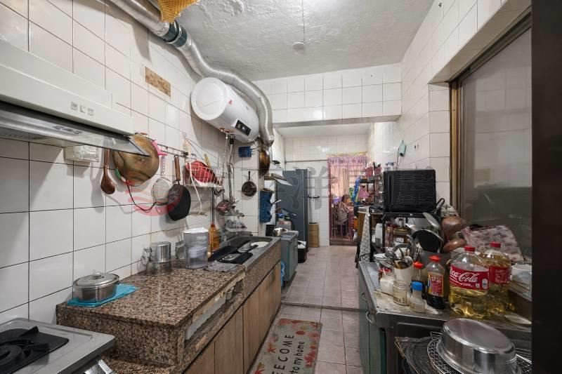 梧棲低總價三房店住合一 照片3