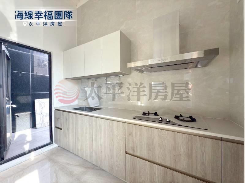 頂規用心打造全新臨路角間電梯豪墅 照片6