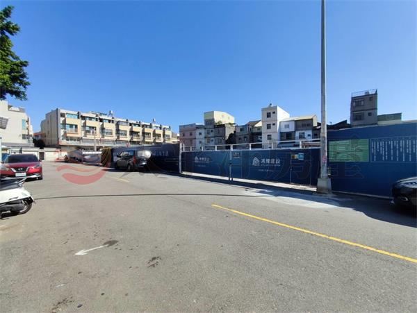 知名建商旁持分建地 照片1