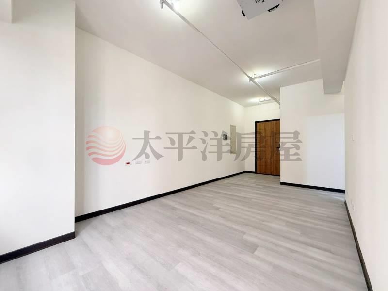 市鎮之櫻全新未住兩房平車 照片2