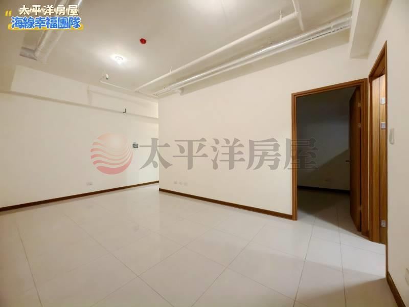 幸福成面中庭花園三房平車 照片3