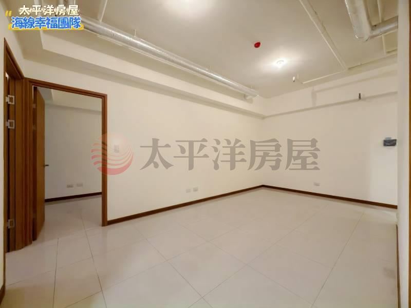 幸福成面中庭花園三房平車 照片4