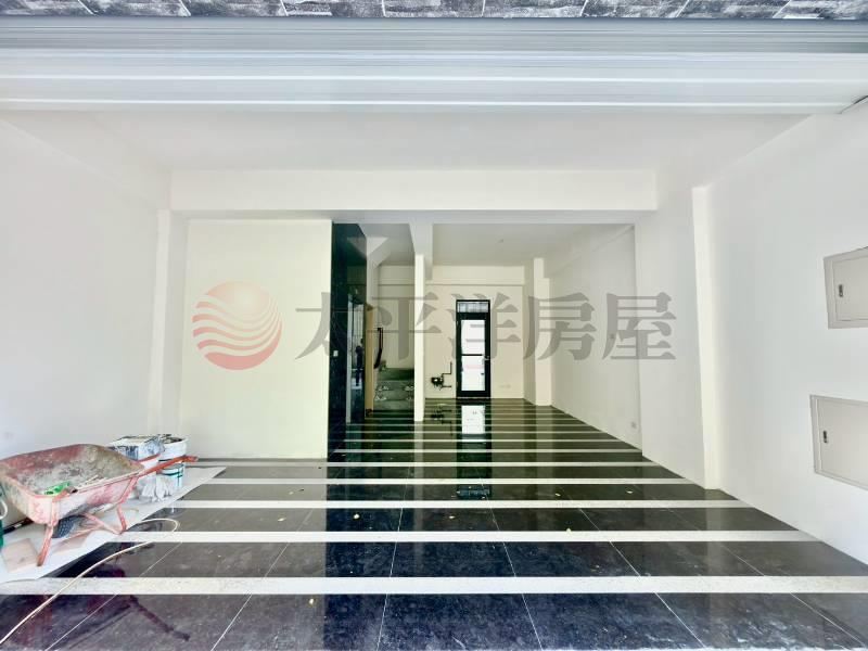 築厝別墅全新電梯優質宅(二) 照片3