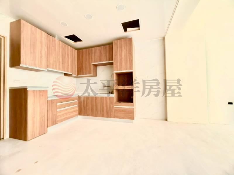 築厝別墅全新電梯優質宅(二) 照片7