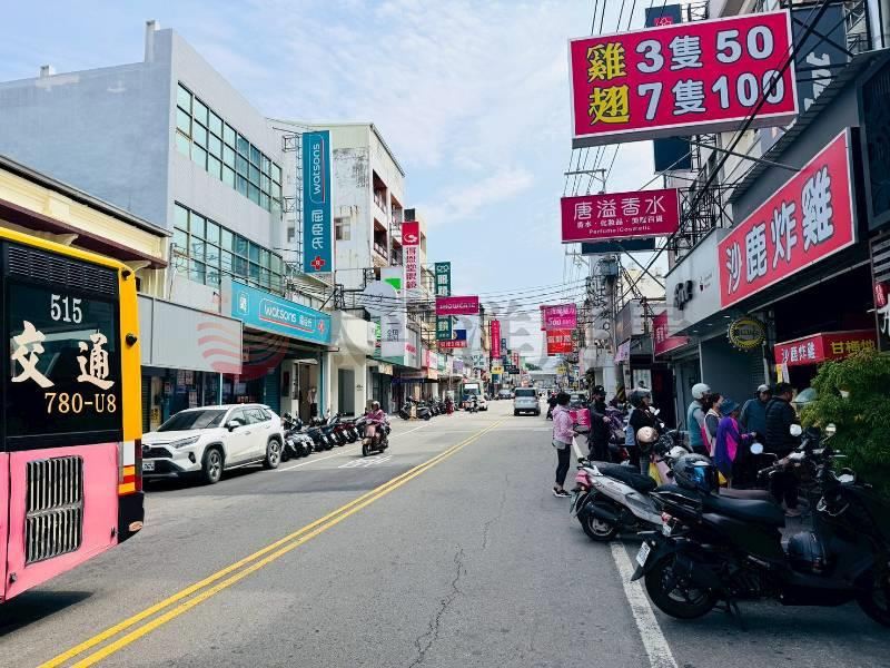 【㊣中山路住四大坪數店面建地】 照片2