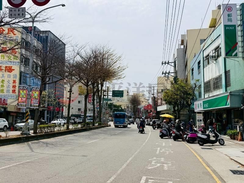 【㊣中山路住四大坪數店面建地】 照片4