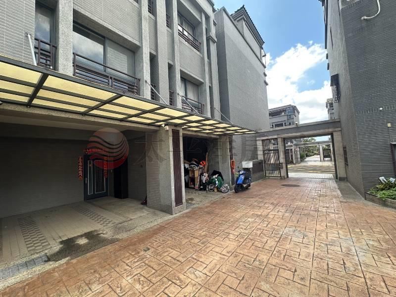 新光田輕屋齡別墅