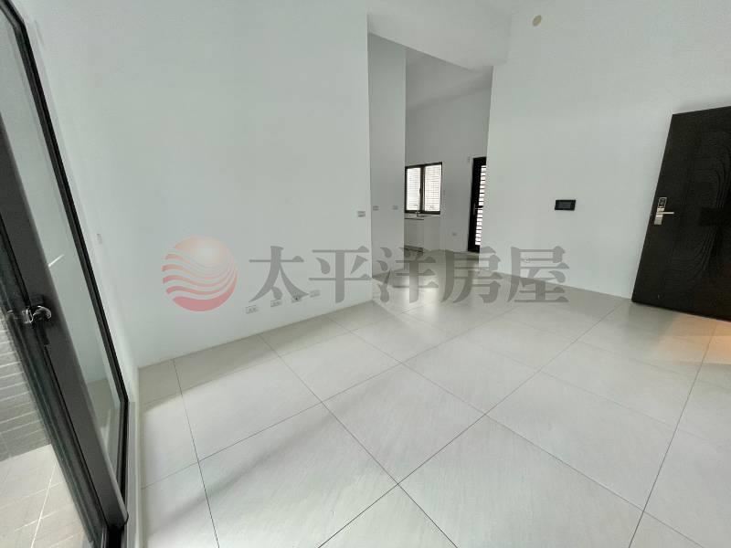 極光大露台美宅稀有釋出 照片2