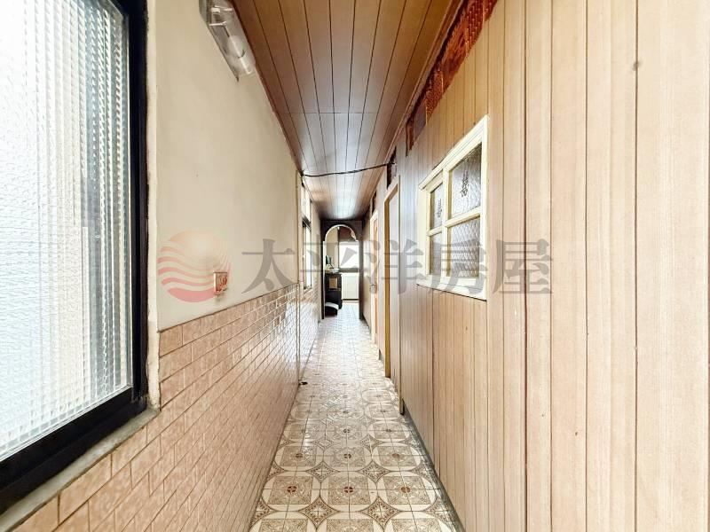 稀有釋出清水市中心大面寬店住 照片4